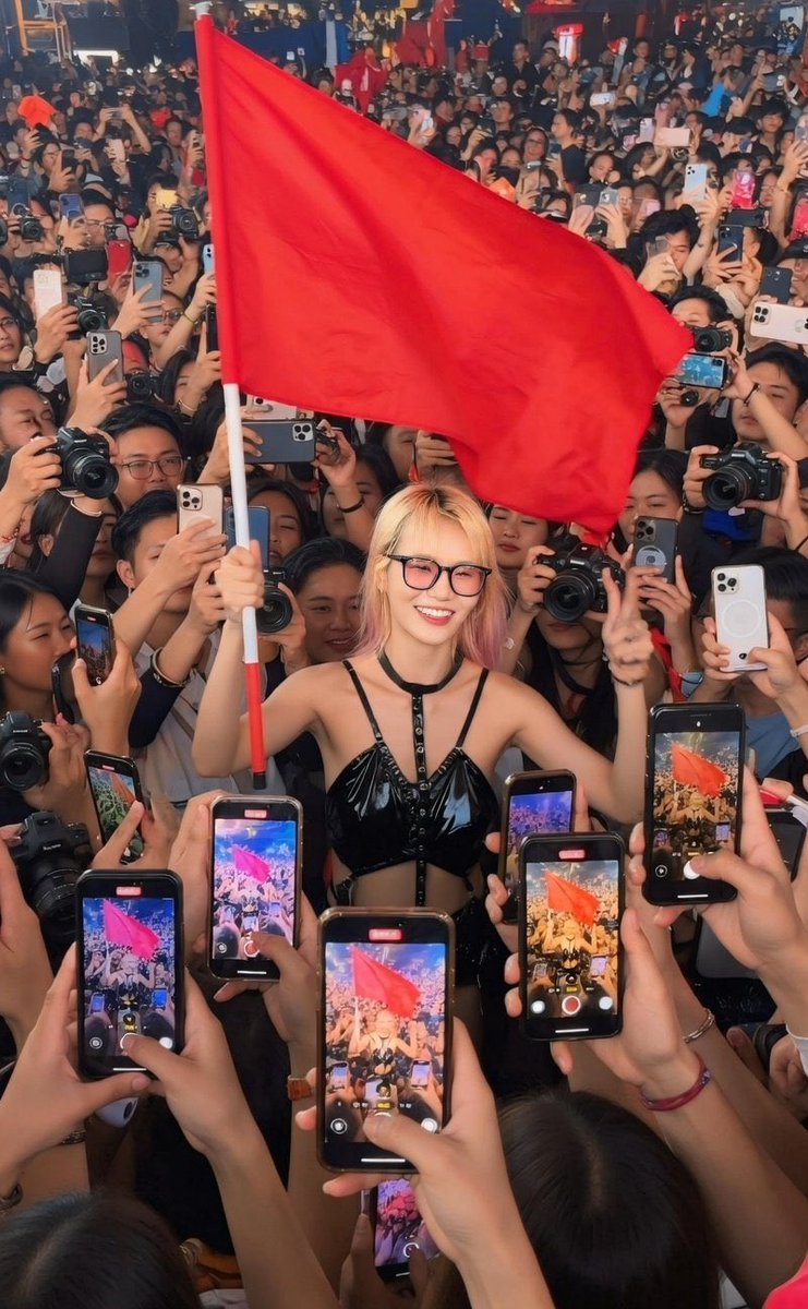 烁锦涵 tweet media