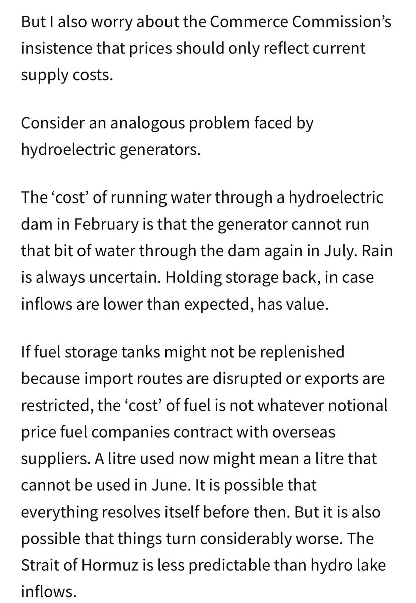 Michael Reddell tweet media