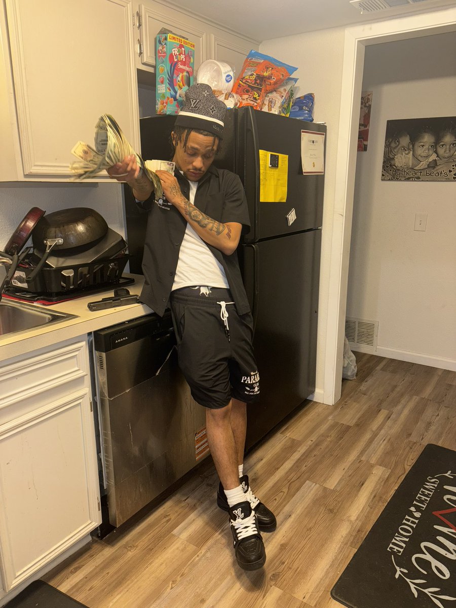 RiskTaker tweet media