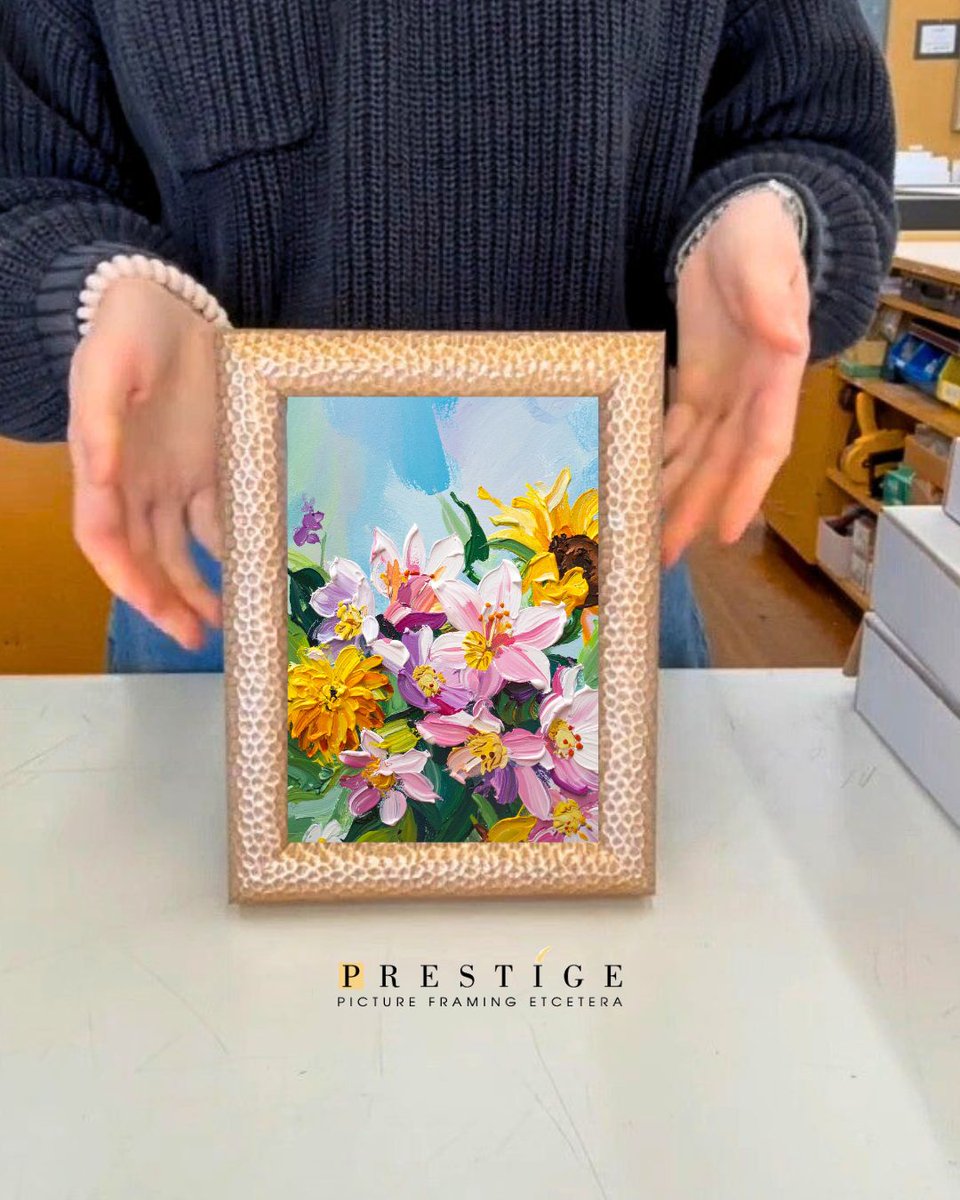 Custom Framing tweet media