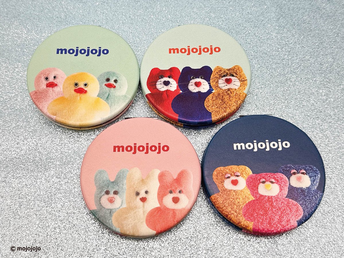 Sunsunplaza's tweet image. SUNPLAZA NEWS📢

大人気ぬいぐるみ作家✨
「#mojojojo」よりご好評につき再販決定🧸🌷

【mojojojo コンパクトミラー】全4種

🟢GREEN
🟦BLUE
🩷PINK
🔘NAVY

便利な2面付きミラー🪞
かわいいmojojojoぬいぐるみが集合💕

お取り扱い店舗リスト📝
【sun-plaza.jp/mojojojo_s_mir…】
