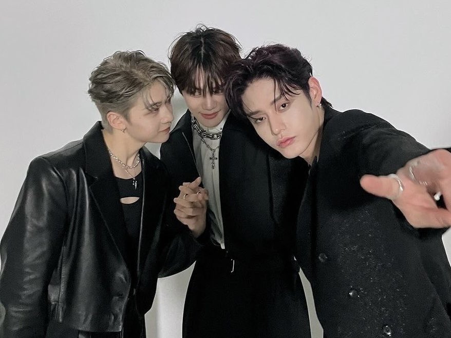 ●˙^˙● tweet media