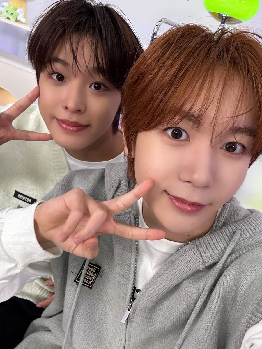 그냥 아이돌 손민수 옷장 tweet media