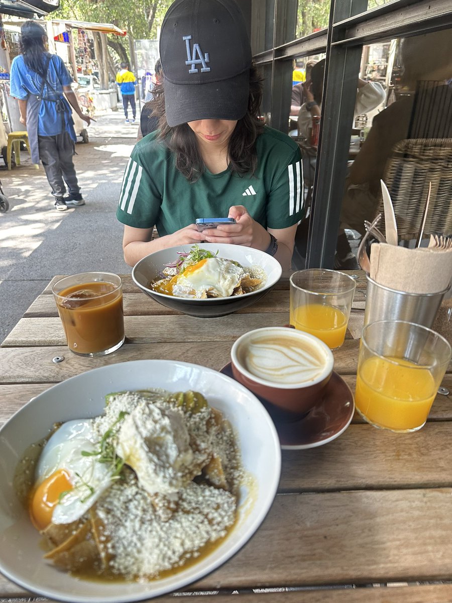 ytzel maya tweet media