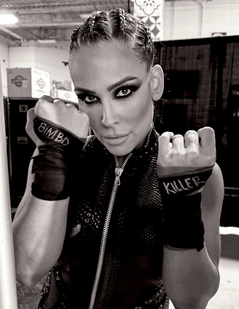 low-key legend tweet media