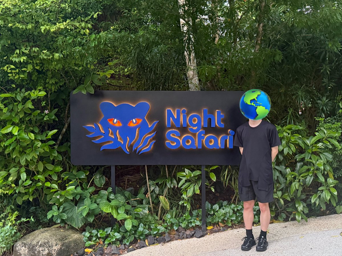waituknowmyname's tweet photo. シンガポールでプリュスのTシャツ https://t.co/aO6jvVRAV1