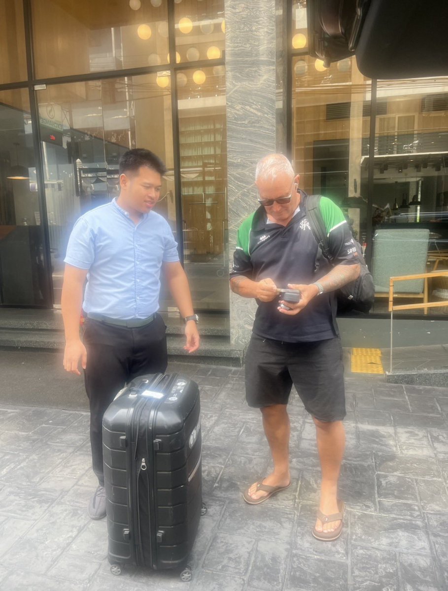 TAXI TOUR & TRAVEL tweet media