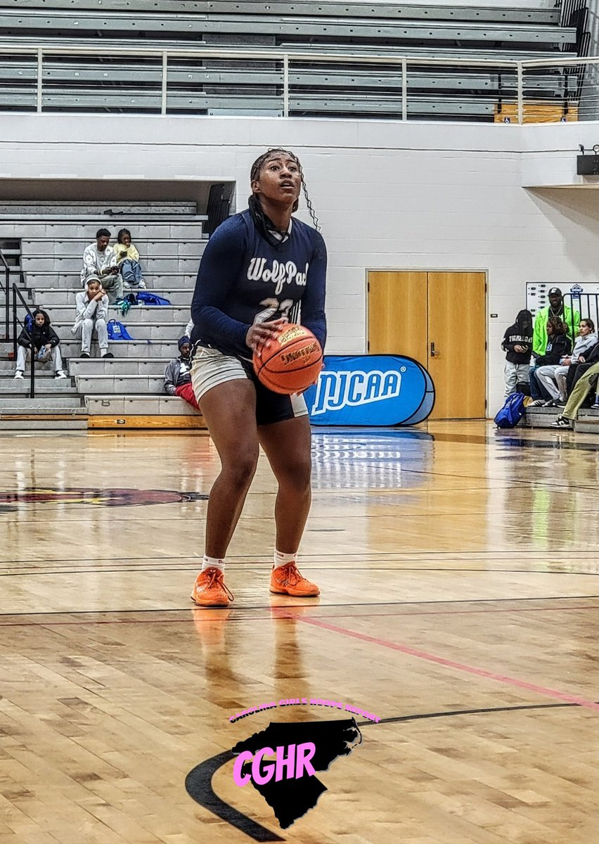 CghrMedia's tweet photo. ๐ #CGHRMedia
@NJCAABasketball
Division 2 WBB Nationals
1st Round
#MadisonAreaTech (WI) - Freshman - Guard - Serenity Metcalfe - 28 Pts - 3 Assist - 4 Steals ( 4-3Ptrs)
Showed out during day 1 of the @NJCAA WBB National Championship
#CarolinaGirlsHoopsReport
#DaFuture https://t.co/UeoUnsRauY