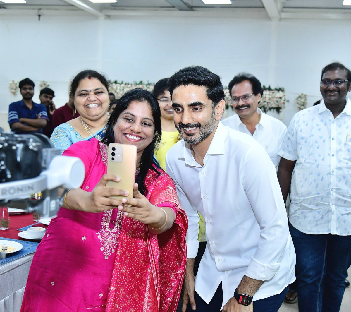 Nara Lokesh Updates tweet media