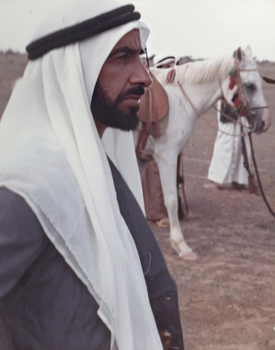 suwaidi_jamal's tweet photo. المغفور له بإذن الله الشيخ زايد بن سلطان آل نهيان -طيب الله ثراه https://t.co/4sIOeqAuEM