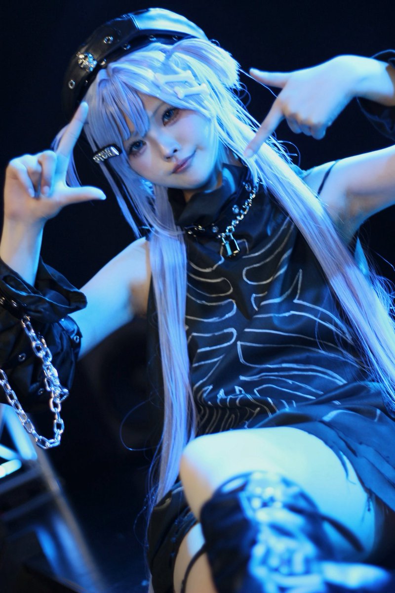 104ug2's tweet photo. ⚠︎︎ Cosplay
ぶいすぽっ！/ 夜乃くろむ💀⛓

まだ見ぬ世界の真髄を見せてあげるから___

📸@liz_camera https://t.co/ge8sibmINZ