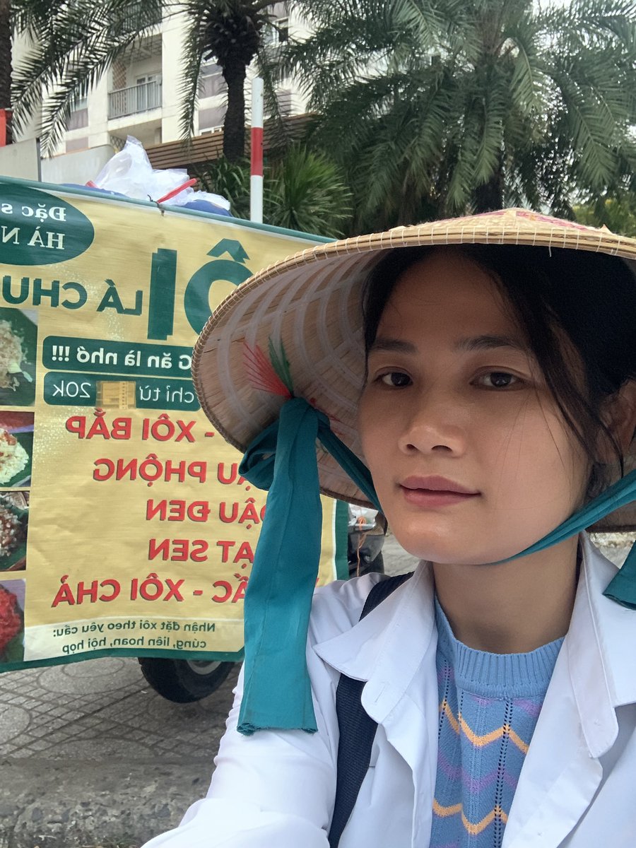 coxoithongthai's tweet photo. @All 
 Em Hạnh và một vài người bạn đang xây dựng một cộng đồng tên là DÒNG TIỀN THỊNH VƯỢNG
Trong nhóm mọi người cùng chia sẻ kiến thức về:
- quản lý tài chính cá nhân, 
- phát triển bản thân và những góc nhìn giúp sống bình an hơn với tiền bạc. 

Đây không phải nhóm kêu gọi đầu tư, chủ yếu là nơi học hỏi và trao đổi kinh nghiệm thực tế. 

Nhà mình quan tâm đến việc hiểu và quản lý TIỀN tốt hơn, Hạnh mời tham gia cùng cộng đồng nhé. 

Đây là group facebook để nhận tri thức về quản lý tài chính cá nhân https://t.co/x8scElQUp2

và nhóm zalo để nhận thông tin các khóa học https://t.co/iicGUMUAsC. 

Vui lòng bấm vào link để tham gia nhóm nhé.