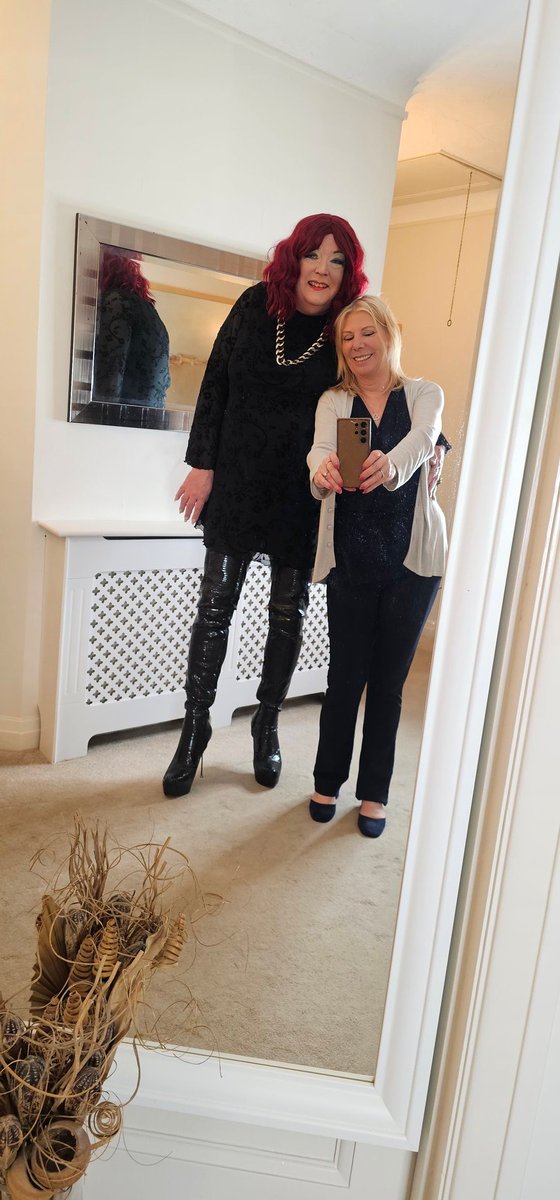 Chateau Femme tweet media