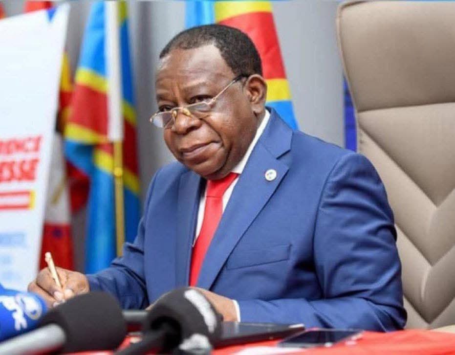 Newscd15's tweet image. #Sénat : Bahati Lukwebo précise qu'il n'a pas démissionné et promet de suivre la procédure jusqu'au bout.