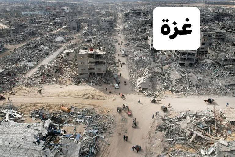 هناك لحظات في التاريخ لا يكون فيها الاصطفاف شرفًا، بل عبئًا أخلاقيًا ثقيلًا. لحظات تُدفع فيها إلى سؤال مُزيّف: “مع من أنت؟”، وكأن الخيارات محصورة بين نارين، وكأن حياتك متوقفة على انحيازك لأحد طرفي النزاع.
اخي الحبيب....كلهم—بلا استثناء—يتلذذون بدمائنا، بطريقتهم الخاصة. يختلفون في