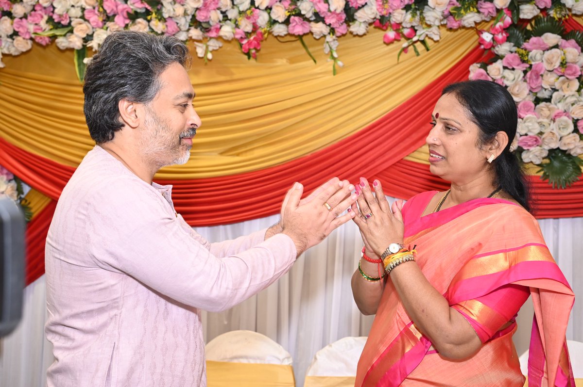 लाडक्या बहिणीचा लाडका भाऊ 
#कुडाळ #मालवण मतदार संघाचे आमदार माननीय श्री.निलेशजी राणे यांना वाढदिवसाच्या खूप खूप शुभेच्छा.....

 #AashaTai #maharashratra #मुंबादेवीविधानसभा #NileshRane #HBDNILESHRANE #shivsena <a href="/meNeeleshNRane/">Nilesh N Rane</a>