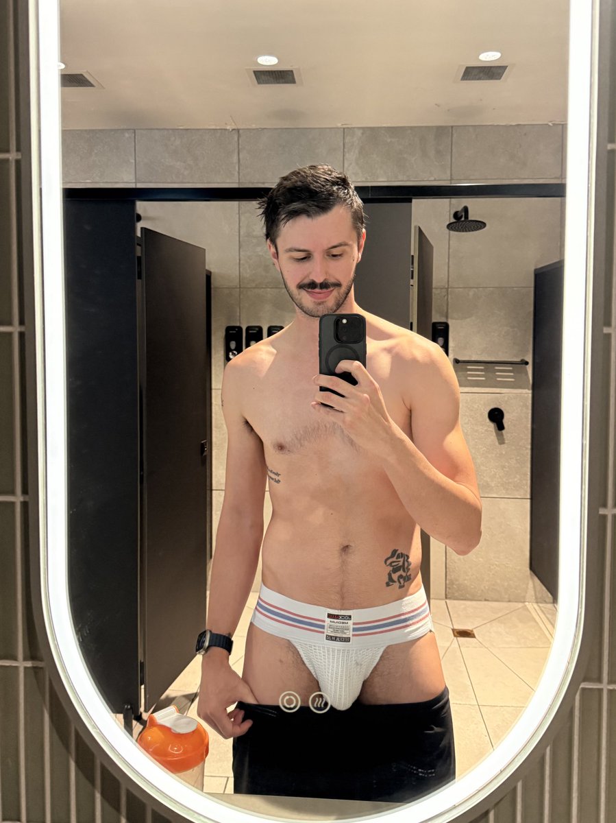 👨🏻 Gordon, like the train tweet media