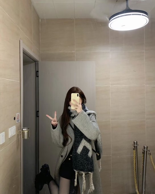 Rogueqq tweet picture