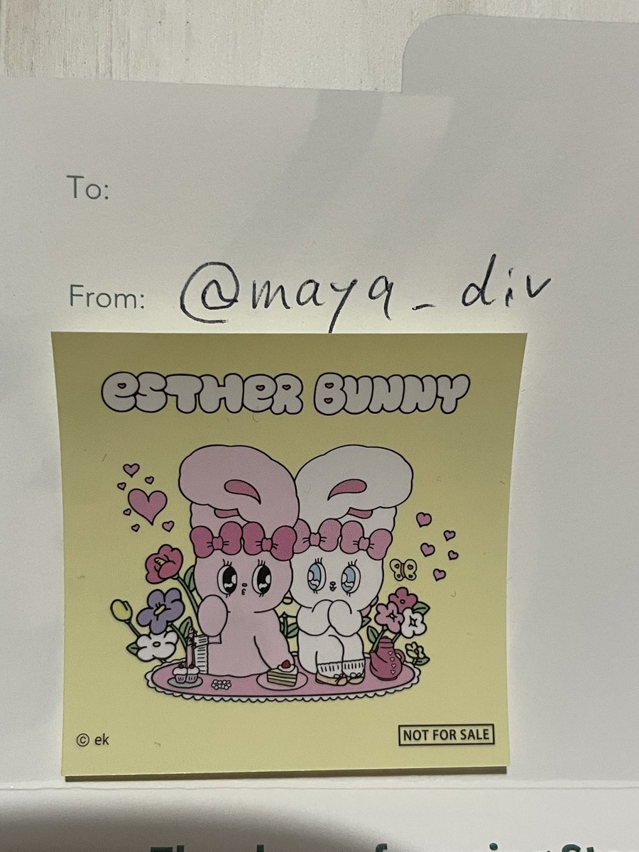 maya_div's tweet photo. 【交換希望】

セブンイレブン　エスターバニー
オリジナルシール

譲:黄色

求:青色　クリームバニー

郵送での交換、もしくは福岡市内での手渡しでの交換希望です！
お心あたりのある方は
お気軽にお声がけください🙇‍♀️ https://t.co/OlJkywP6RO