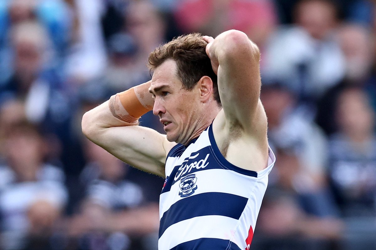 Dan Batten tweet media