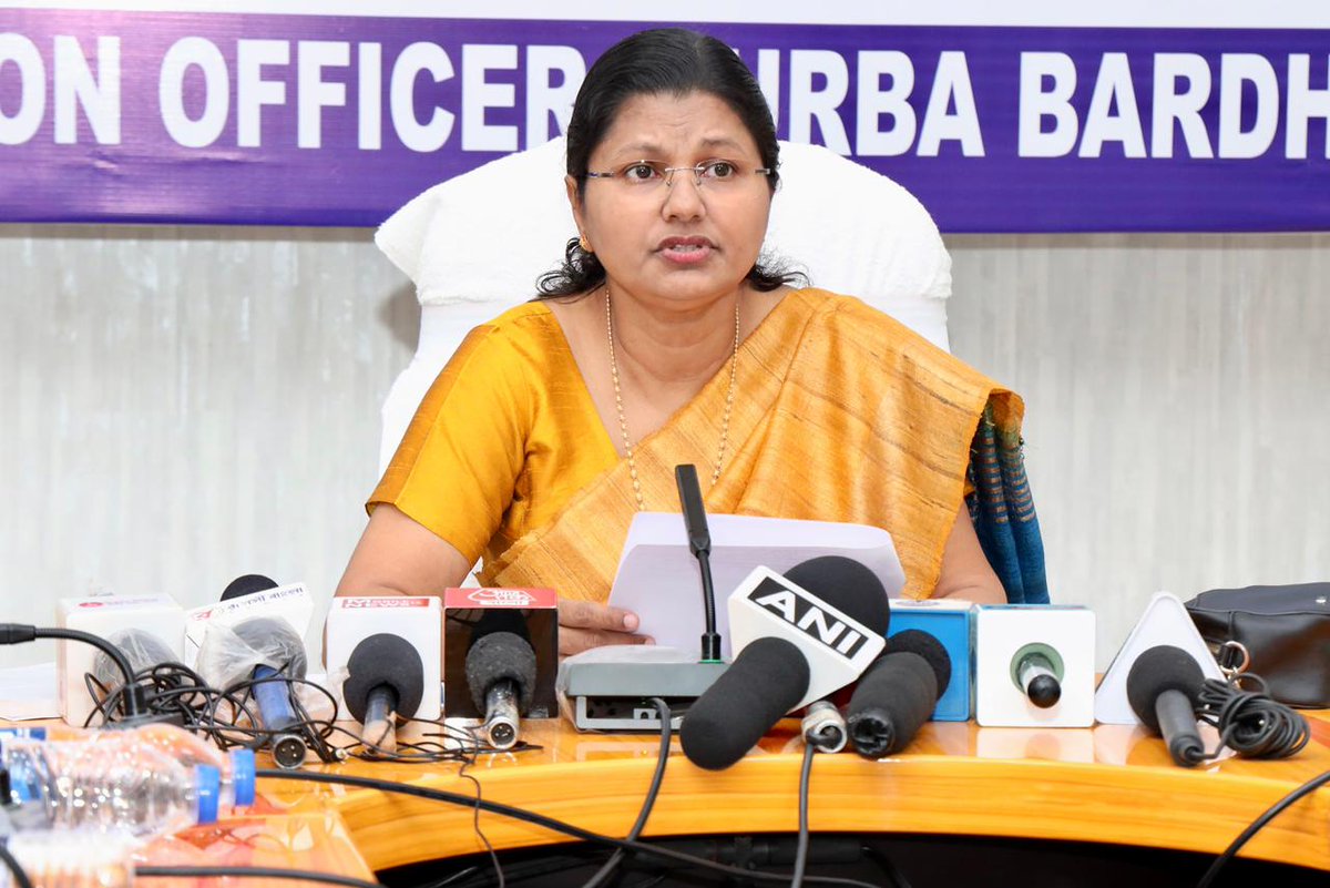 CEOWestBengal's tweet image. DM &amp;amp; DEO Purba Bardhaman conducting a press conference regarding the announcement of the General Election to the #WBLA -2026 today at Purba Bardhaman district, West Bengal.
#WestBengalElections2026 
#PressConference

@ECISVEEP @SpokespersonECI @PIBKolkata @airnews_kolkata
