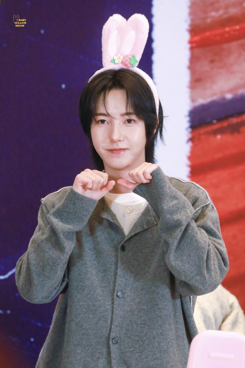 ✨BABY YELLOW MEOW✨ tweet media