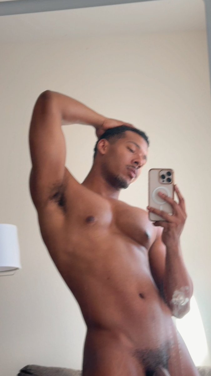 Hot Lunch tweet media