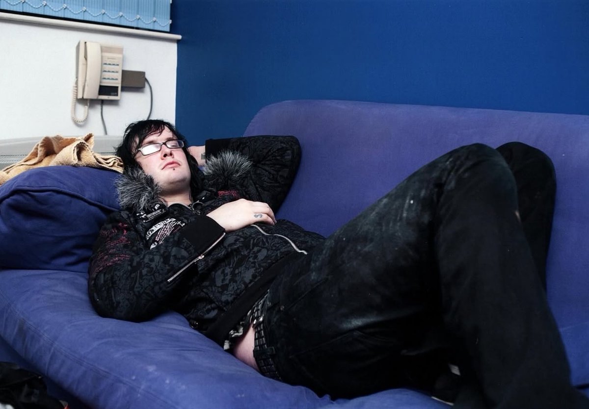 the rev thinker 💭 tweet media