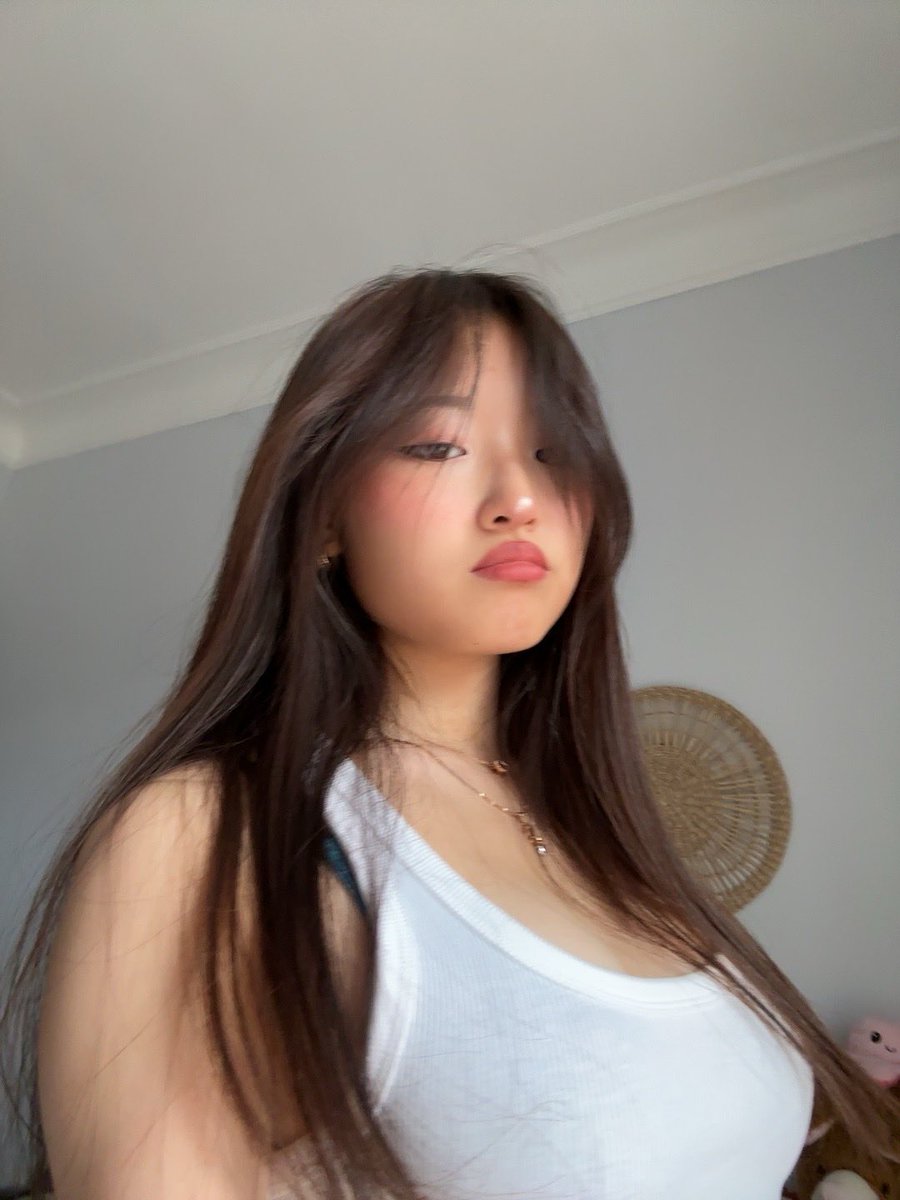 lunajinn tweet media