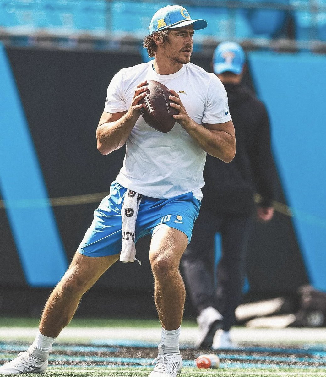 (Not) Justin tweet media