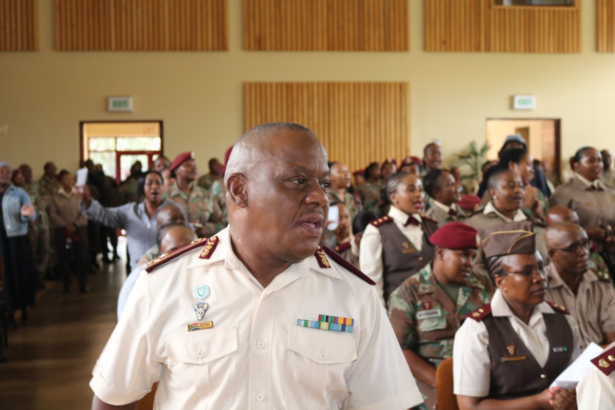 SANDF_ZA's tweet image. On  16 March 2026, family, friends and colleagues gathered at #MilitaryHealthTrainingFormation Auditorium to pay their heartfelt respects to the life of Corporal Manqoba Sibanyoni.

#SANDF
#SAMilitaryHealthService
#TowardsMilitaryHealthExcellence
#RIPSASoldier