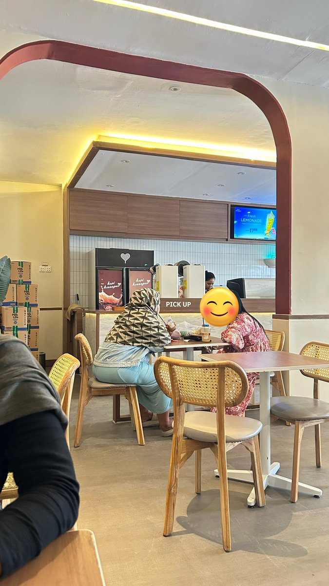 𝒏𝒂𝒓𝒂 🪖〽️ tweet media