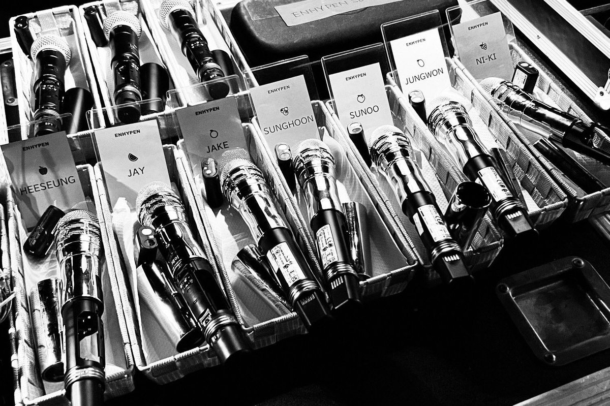 𝑢𝑟𝑚𝑦𝑗 tweet media