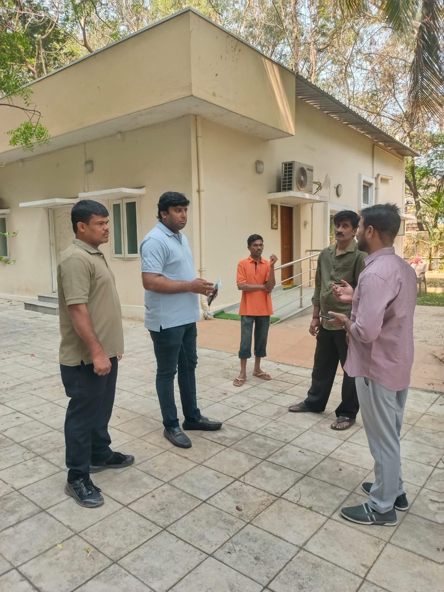 NewsMeter_In's tweet image. #Hyderabad: 

@HMWSSBOnline cracks down on misuse of #drinkingwater.

A #JubileeHills resident was fined ₹5,000 for using #potablewater to wash #floors. 

#Action followed #publiccomplaints via @WhatsApp &amp;amp; #socialmedia.

Officials warn of strict #penalties for #violations.