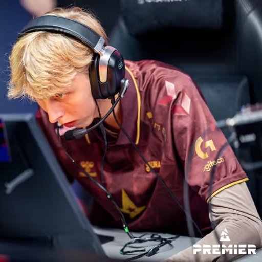 CSGORoll tweet media