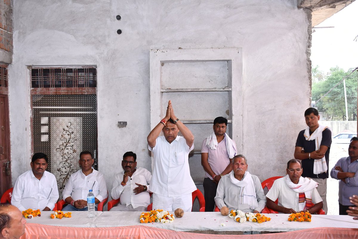 PramodBhayaINC's tweet image. 📍आभार ग्राम बलदेवपुरा - धन्यवाद यात्रा!

आपकी सेवार्थ जीवन अर्पण है। 
#PramodBhaya #Anta #Mangrol