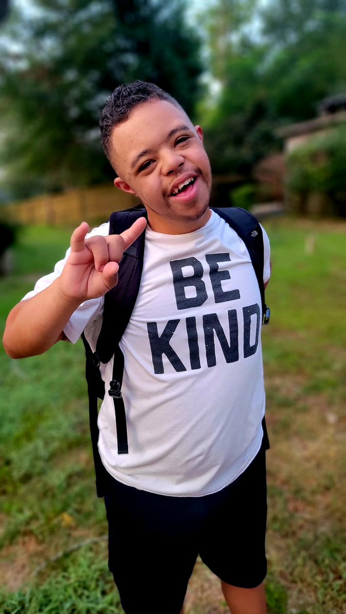 MIKE D 🤘🏽🤘🏽 tweet media