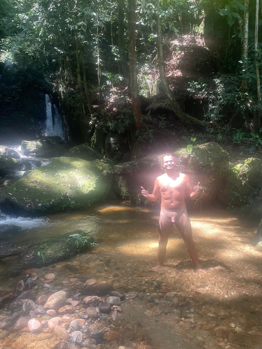 uidiweed's tweet photo. Nesse fim de semana rolou umas aventuras na cachoeira, querem ver mais? Deixem nos comentários ❤️ https://t.co/m9By8aQEyA