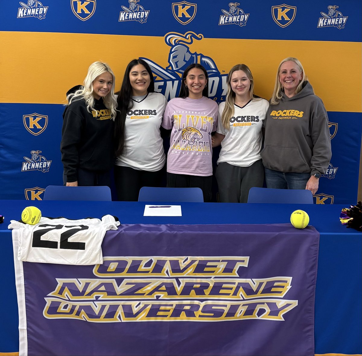 Coach Fahey tweet media