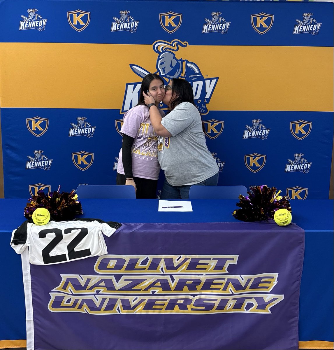 Coach Fahey tweet media