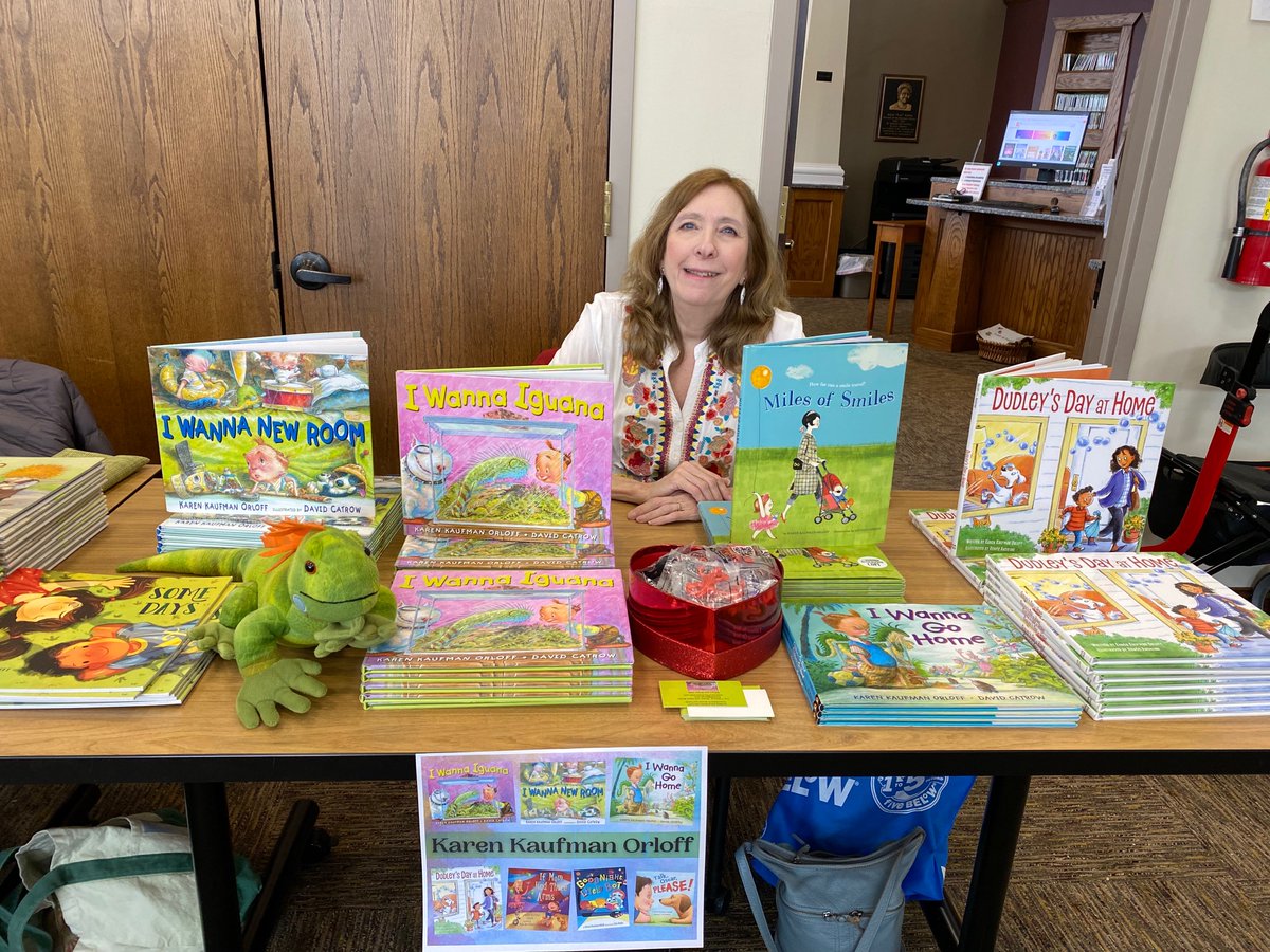 Flashlight Press tweet media