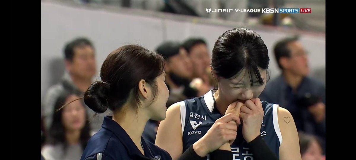 ข้างสนามคันแข่วมากค่ะ #วอลเลย์บอลหญิง