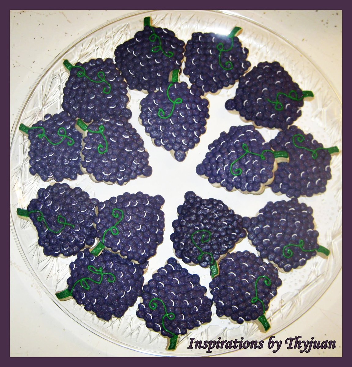 Wine Tasting Cookies

#winetasting 
#grapecookies      
#grapes     
#vino     
#wine    
#winetastingcookies  
#dessert 
#desserttable 
#SweetTreats
#edibleart 
#ediblegifts  
#cookies     
#decoratedcookies