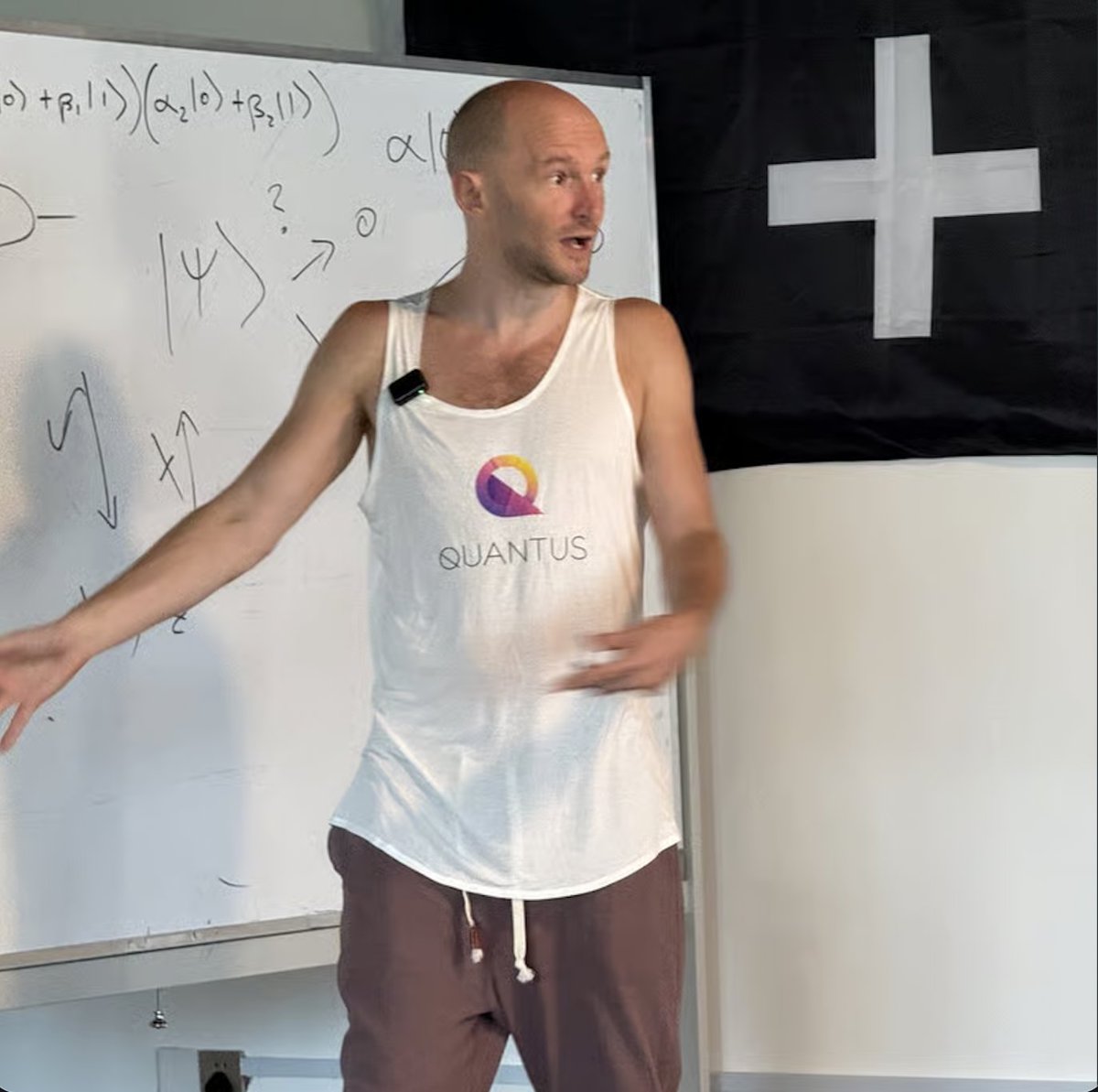 nikkideyy tweet media