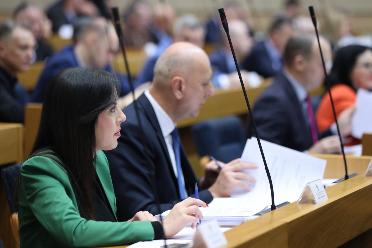 Selak Goran tweet media