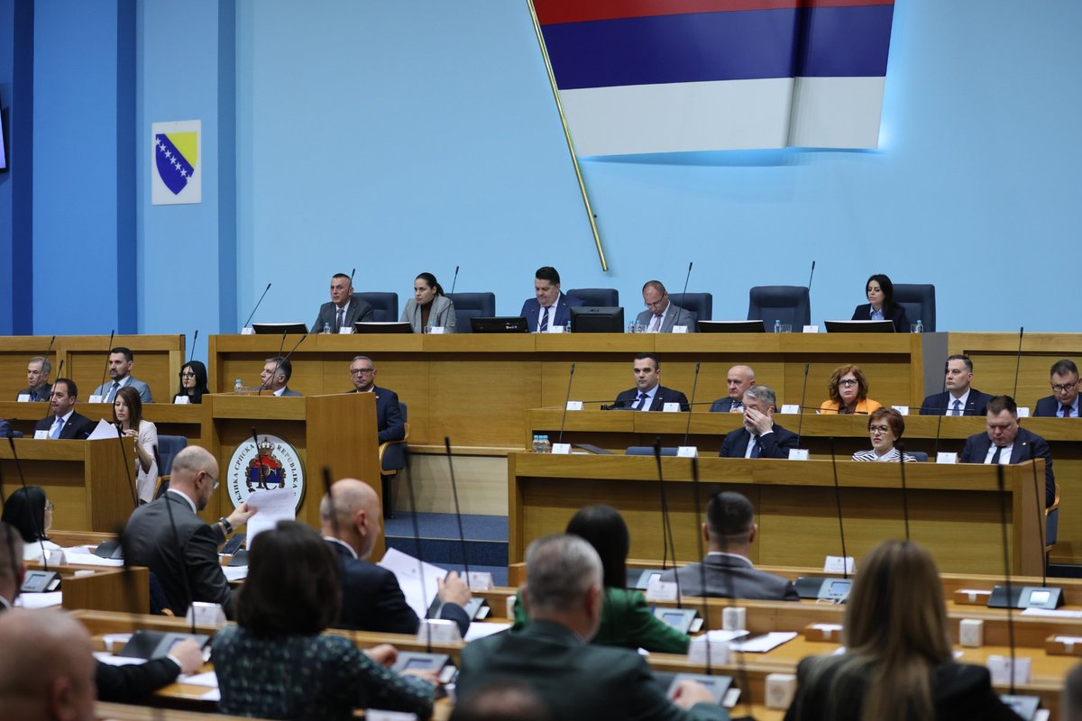 Selak Goran tweet media