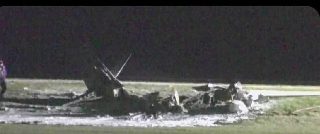 BreakinNewz01's tweet image. 🚨 Newz Alert 🚨  
"Tragic Overnight Plane Crash Claims Life at Spirit of St. Louis Airport" #Missouri 

➡️ 1 person was killed when a small plane crashed at Spirit of St. Louis Airport in Chesterfield, St. Louis County, Missouri, overnight Tuesday.

➡️ The fatal incident