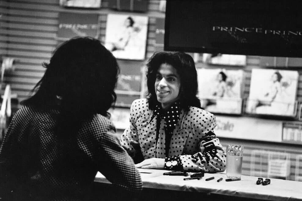 Peter Lodder tweet media