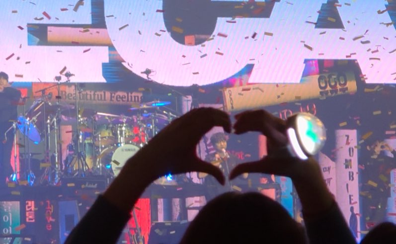 당신의 발닦개 tweet media