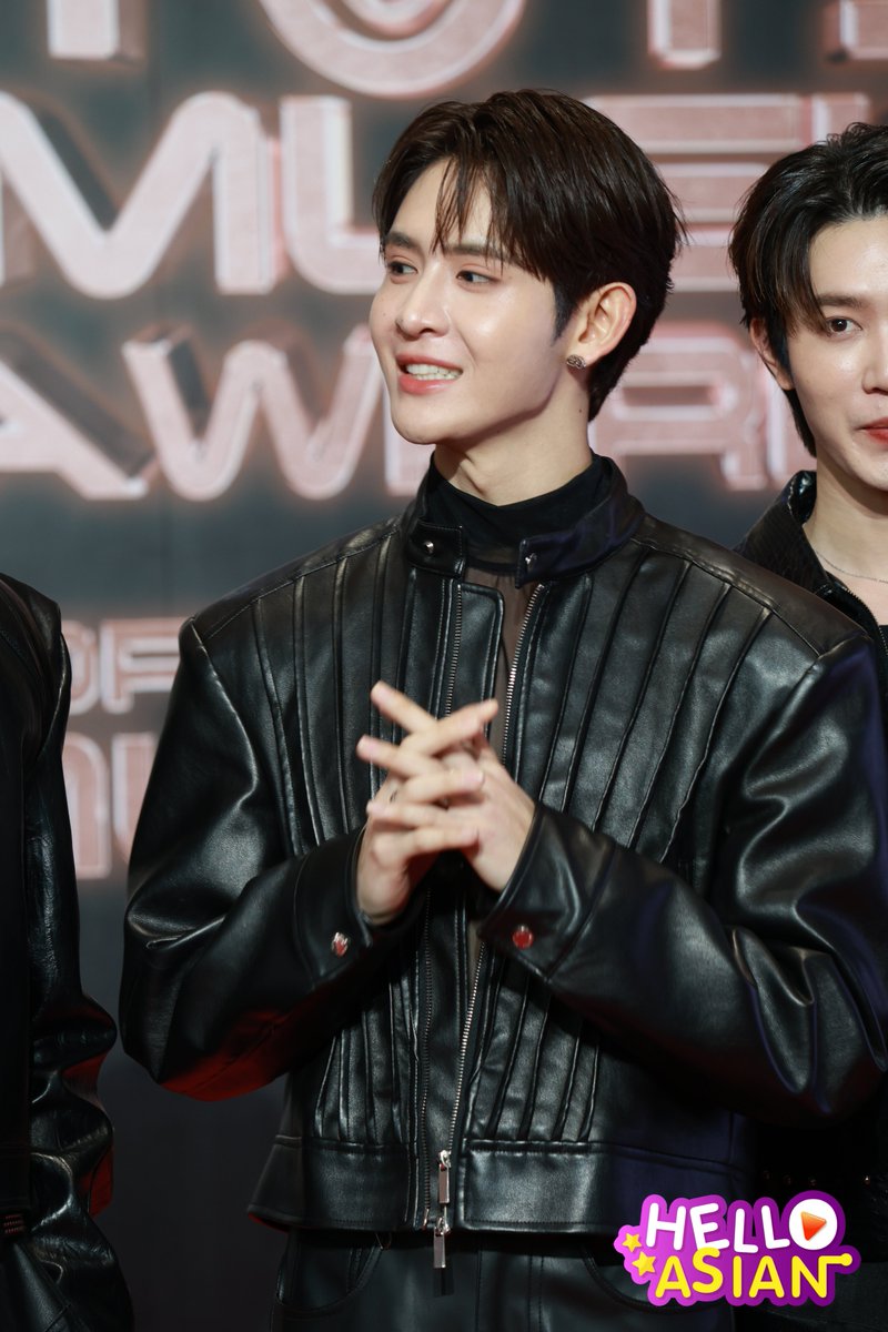 Hello_asian's tweet photo. ลุควันนี้ต้องให้เลย 10 10 10 

#JamesSu ๅ
#TOTY2025xDMDMusic
#TOTY2025
#TotyMusicAwards https://t.co/wZEGWZze78